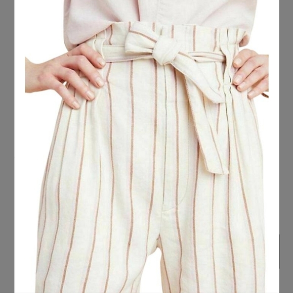 Anthropologie Pants - Anthropologie Paperbag waist shorts. Size 8